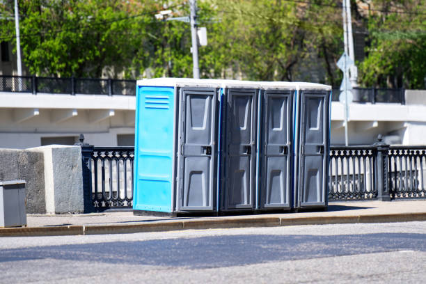 Best Porta potty delivery and setup  in Merriam Woods, MO